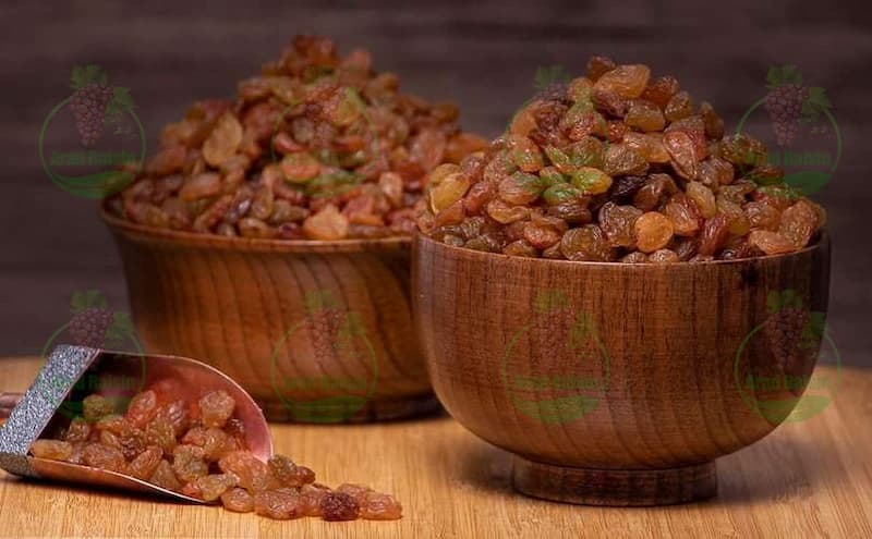 کشمش ها در ایران به چند دسته تقسیم می شوند؟